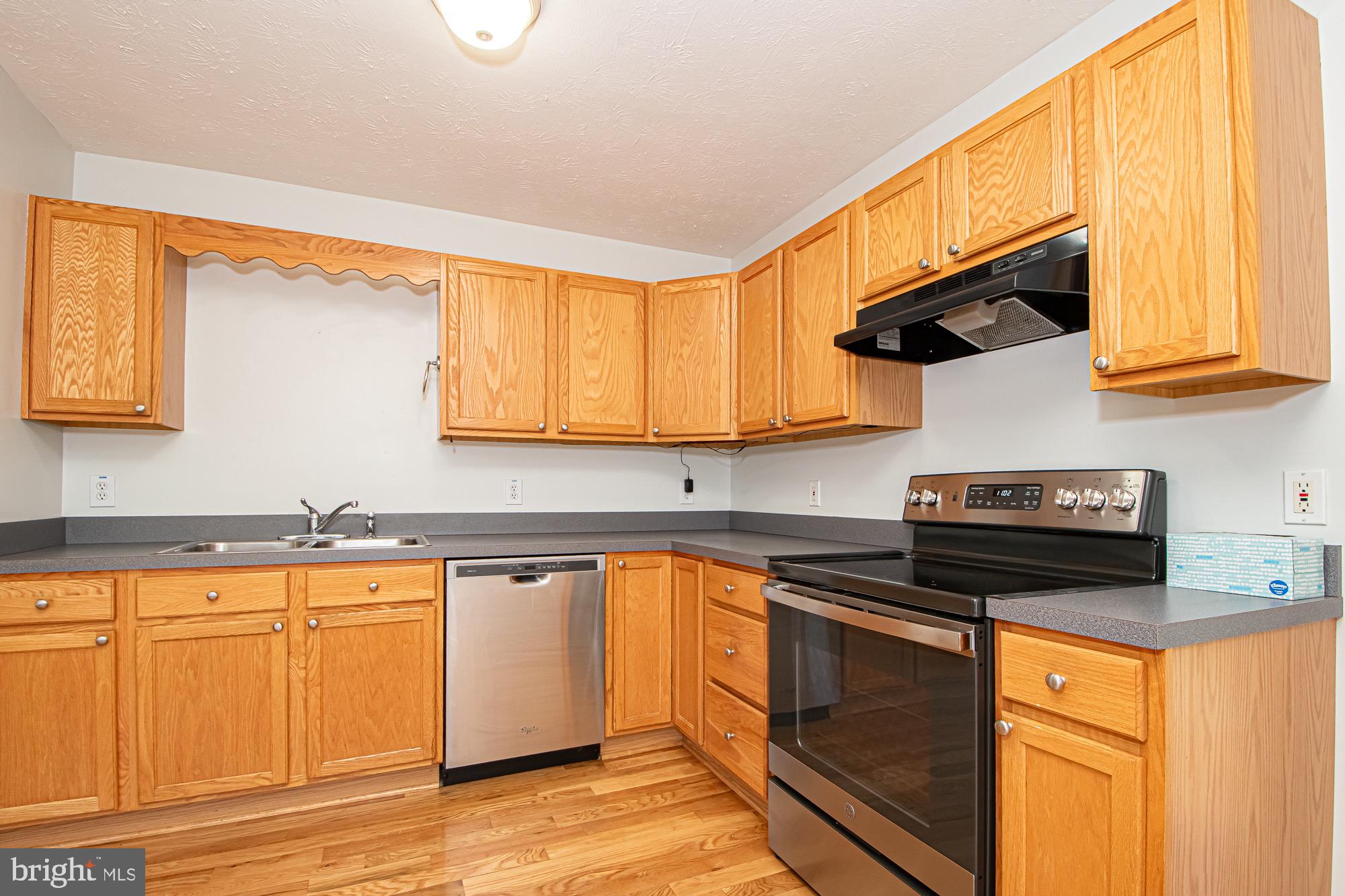 646 Guard Hill Road Middletown, VA 22645 - Photo 20 of 56 Kitchen
