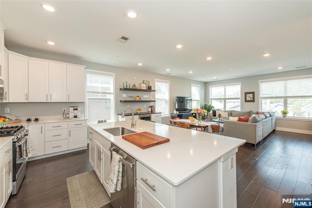 363 Main Street Little Falls, NJ 07424 - Photo 10 of 23