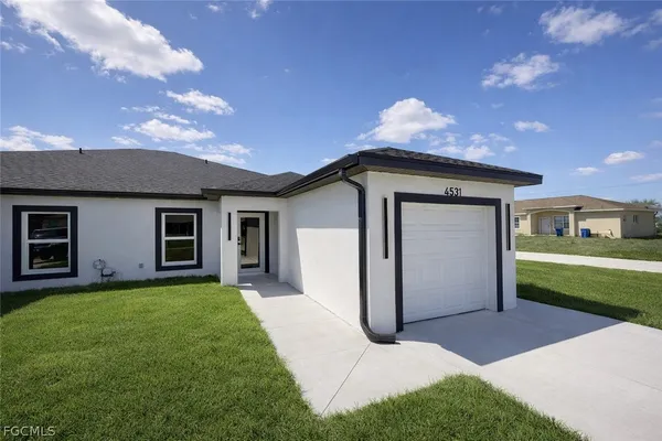 $1,800 | 4531-4529 18th Street Southwest, Lehigh Acres, FL 33973