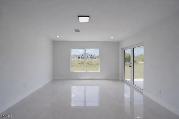 $1,800 | 4531-4529 18th Street Southwest, Lehigh Acres, FL 33973