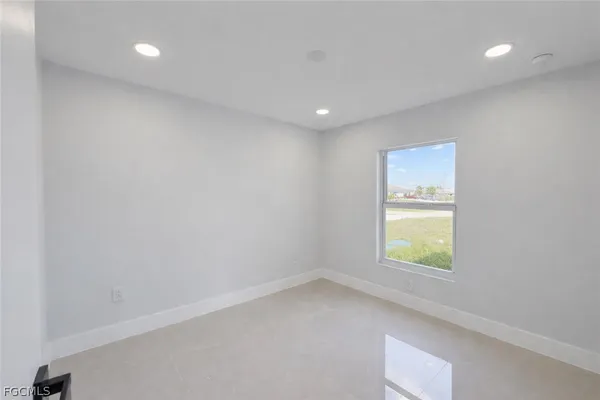 $1,800 | 4531-4529 18th Street Southwest, Lehigh Acres, FL 33973