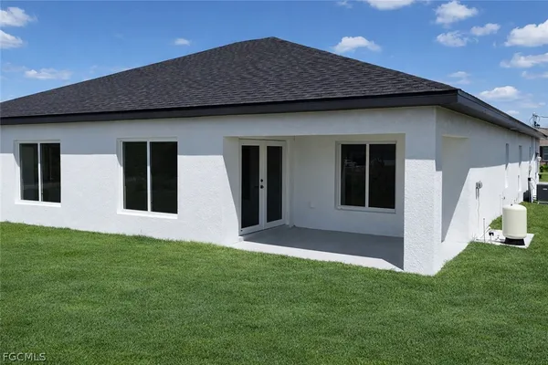$1,800 | 4531-4529 18th Street Southwest, Lehigh Acres, FL 33973