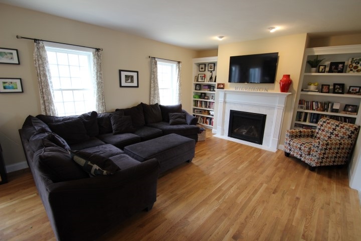 18 Old Chester Road Derry, NH 03038 - Photo 14 of 27