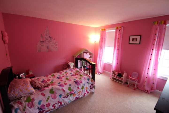 18 Old Chester Road Derry, NH 03038 - Photo 21 of 27