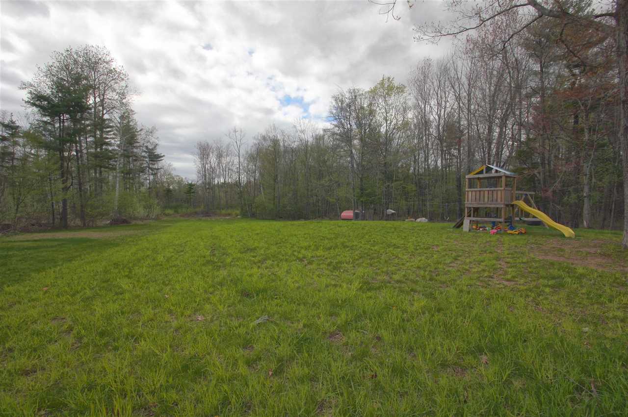 18 Old Chester Road Derry, NH 03038 - Photo 25 of 27