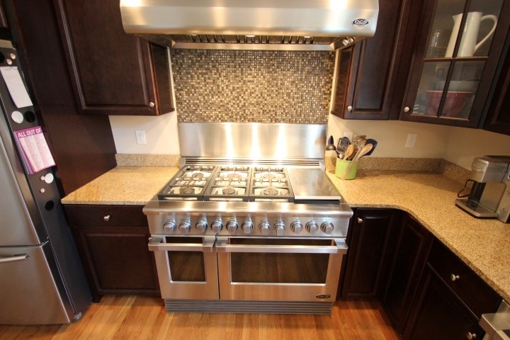 18 Old Chester Road Derry, NH 03038 - Photo 6 of 27