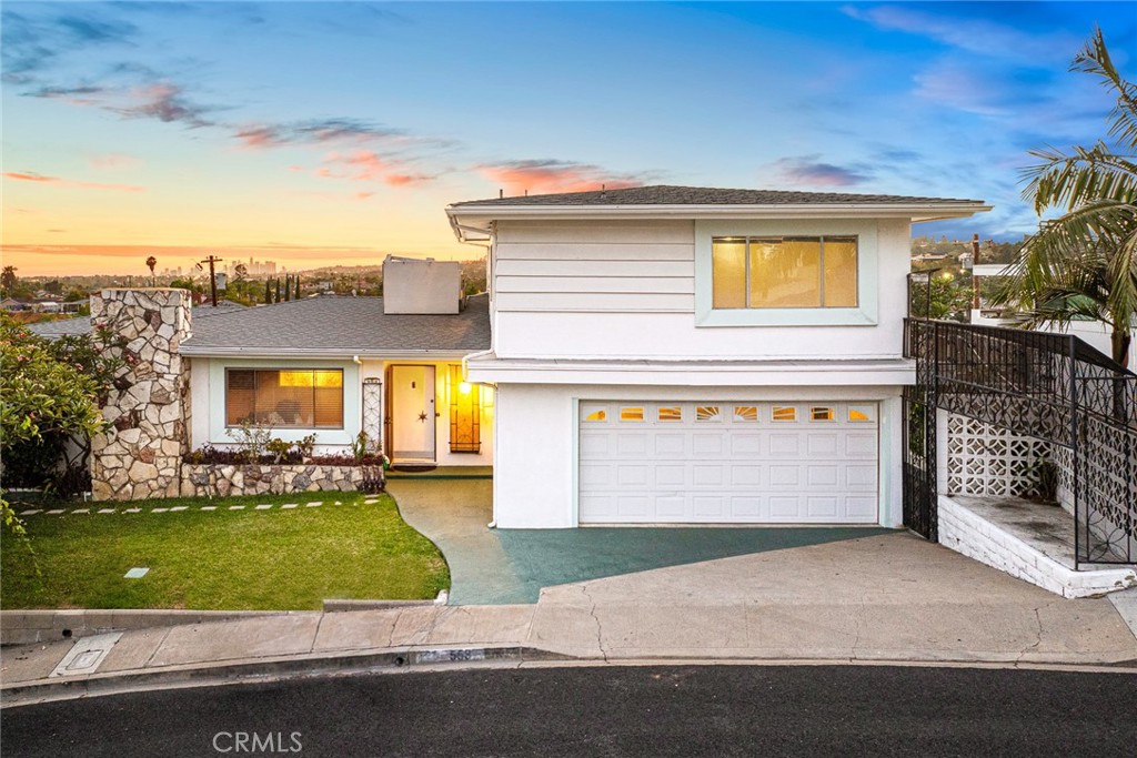 553 East Fernfield Dr  