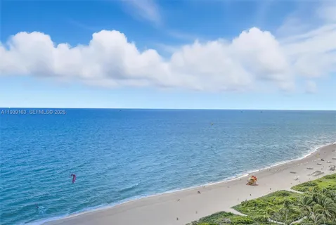 $750,000 | 2555 Collins Avenue, Unit 2105, Miami Beach, FL 33140
