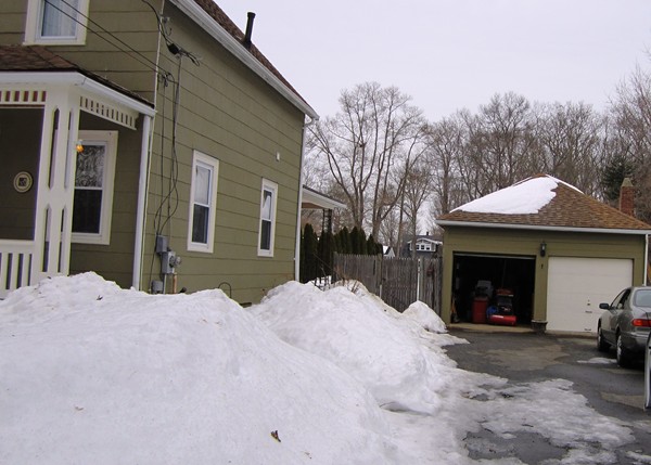 34 Center Street Raynham, MA 02767 - Photo 3 of 29 Gallery Image 3