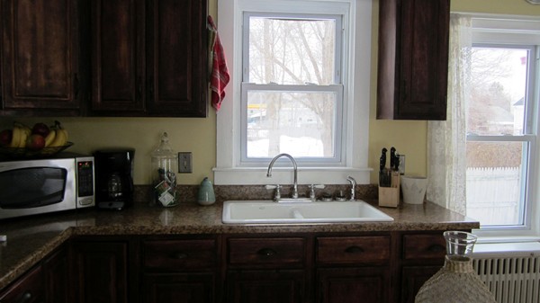 34 Center Street Raynham, MA 02767 - Photo 8 of 29 Gallery Image 8