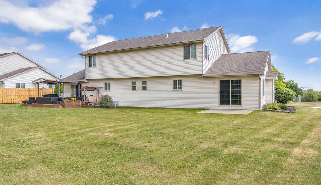 4620 Fox Grove Road Sheboygan, WI 53081 - Photo 28 of 30 Backyard 1