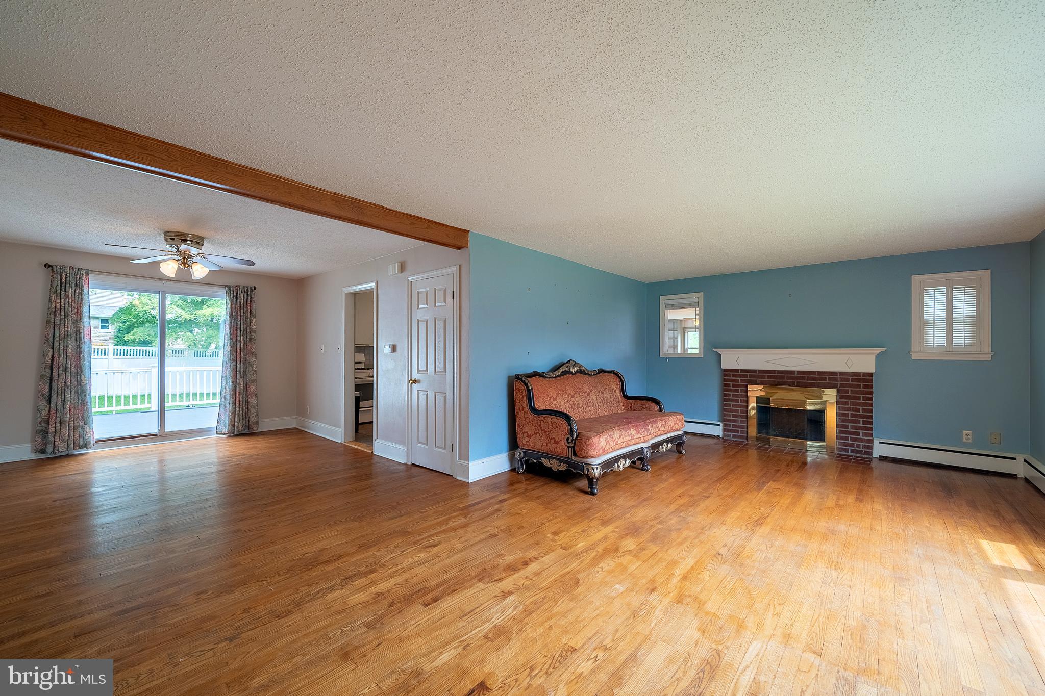 4 Hampton Road Ewing, NJ 08638 - Photo 13 of 37
