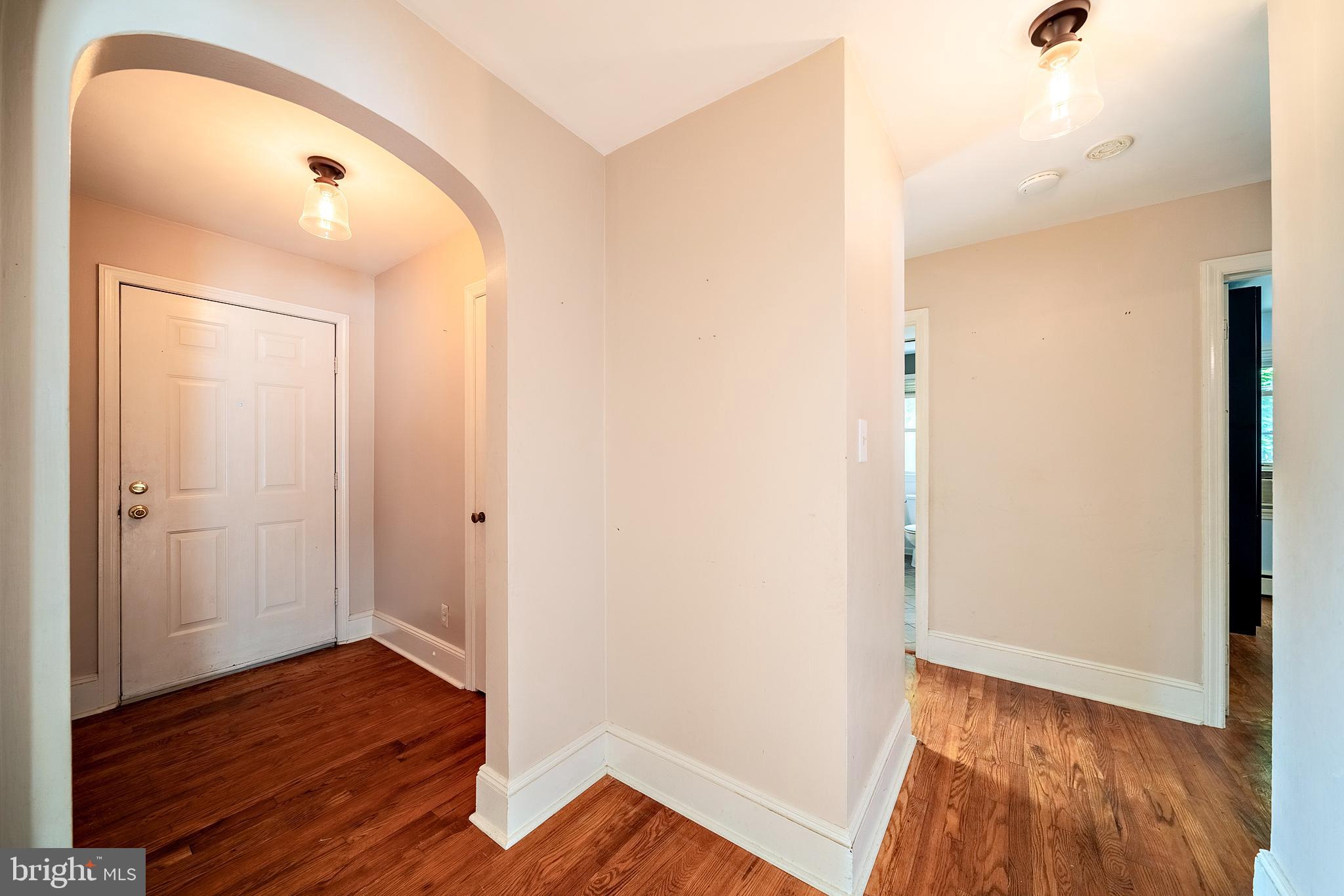4 Hampton Road Ewing, NJ 08638 - Photo 17 of 37
