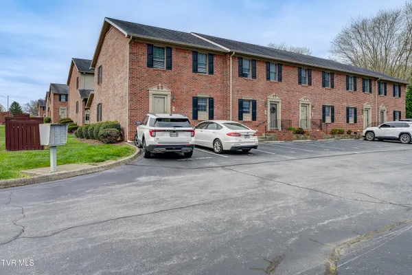 $219,900 | 1203 East 8th Avenue, Unit 1, Johnson City, TN 37601