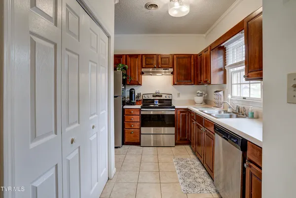 $219,900 | 1203 East 8th Avenue, Unit 1, Johnson City, TN 37601