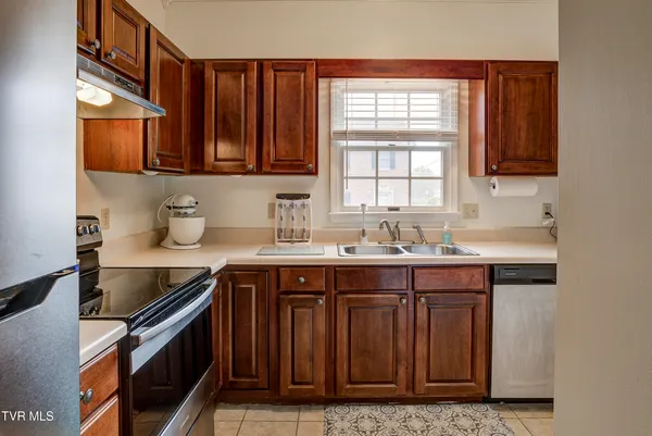 $219,900 | 1203 East 8th Avenue, Unit 1, Johnson City, TN 37601