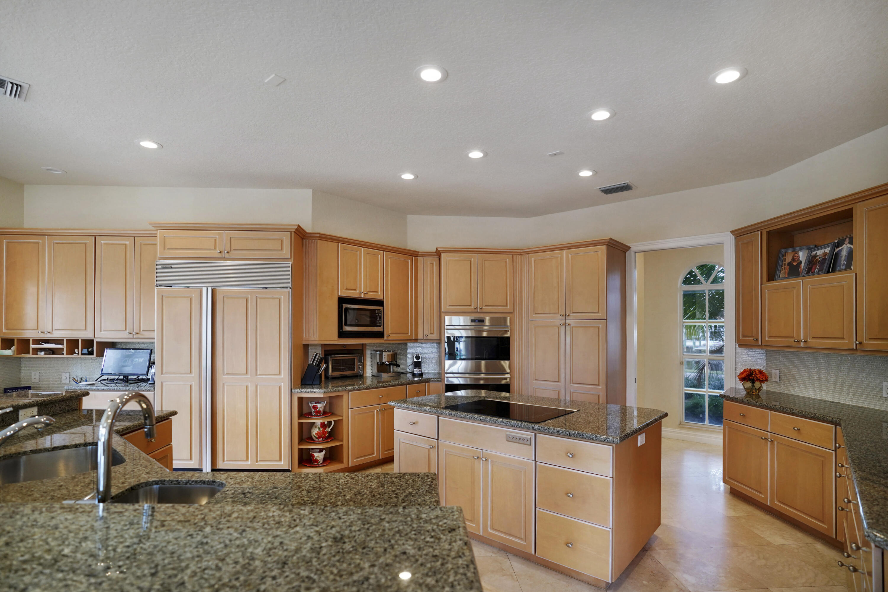 890 Northeast 79th Street Boca Raton, FL 33487 - Photo 33 of 109 DSC05658