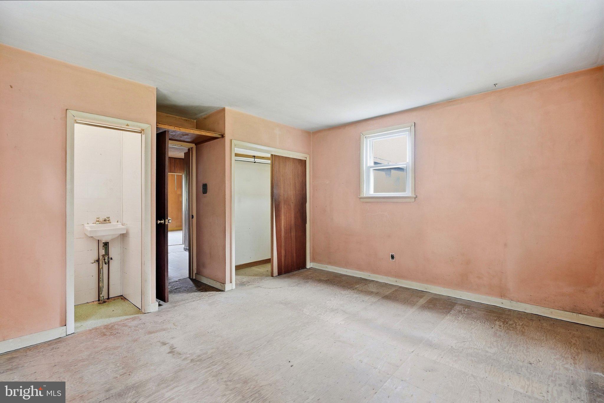 2584 Galloway Road Bensalem, PA 19020 - Photo 15 of 31 Gallery Image 15