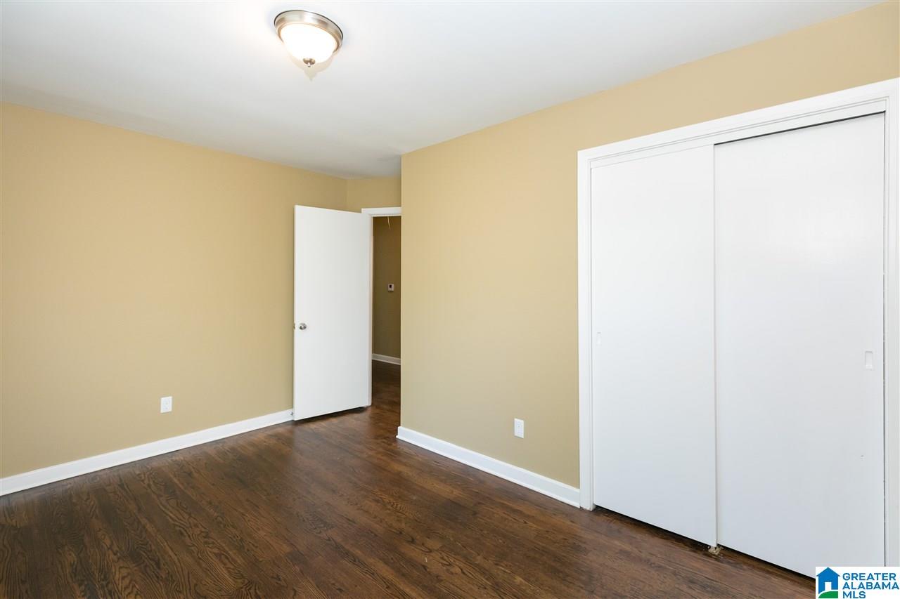 9865 Redcliff Road Birmingham, AL 35215 - Photo 3 of 32