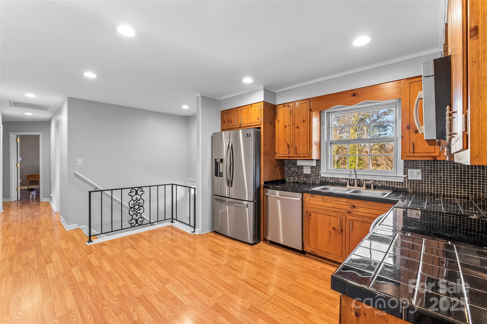261 Skyline Road Hickory, NC 28601 - Photo 15 of 46 Gallery Image 15
