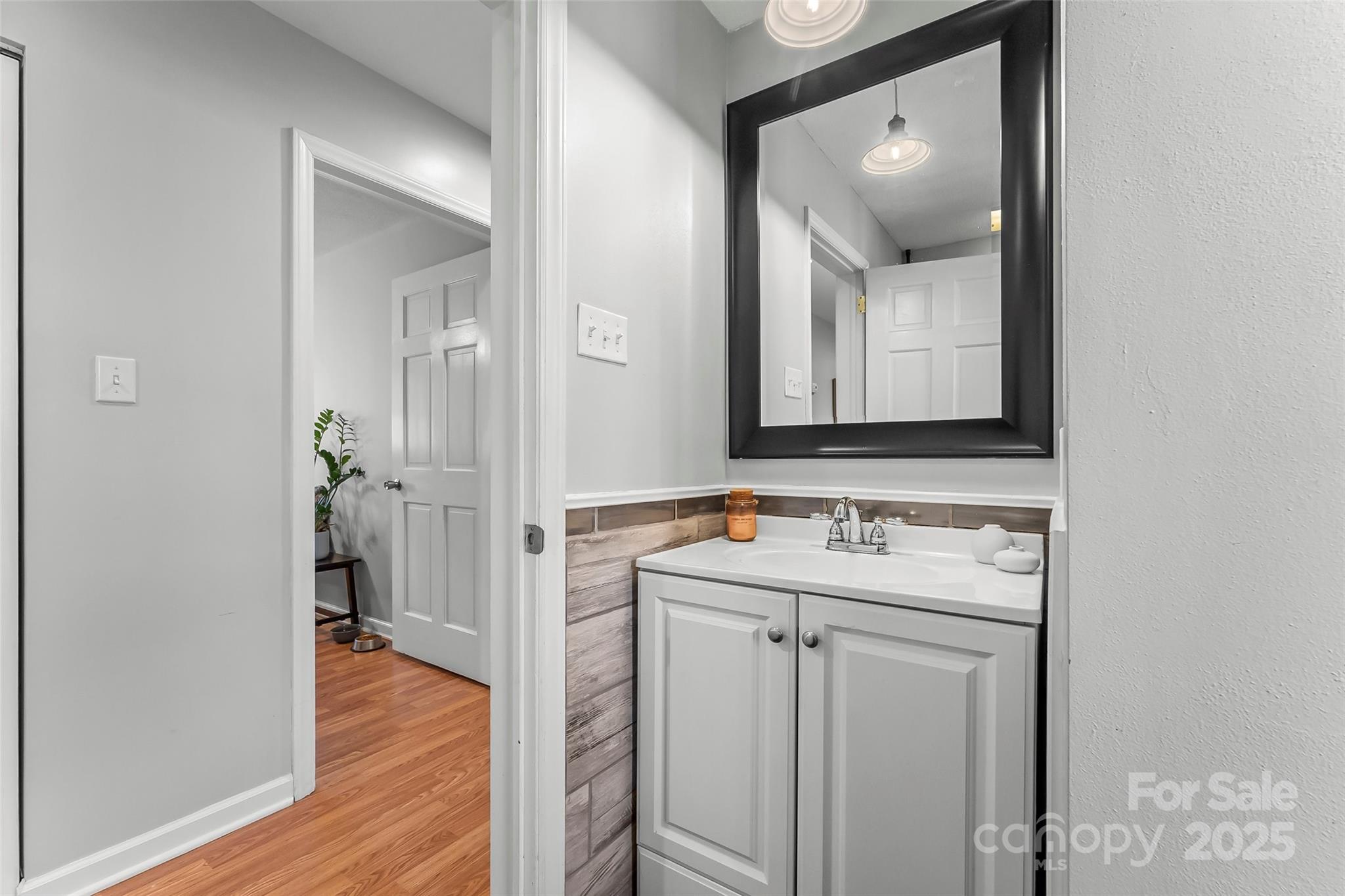261 Skyline Road Hickory, NC 28601 - Photo 18 of 46 Gallery Image 18