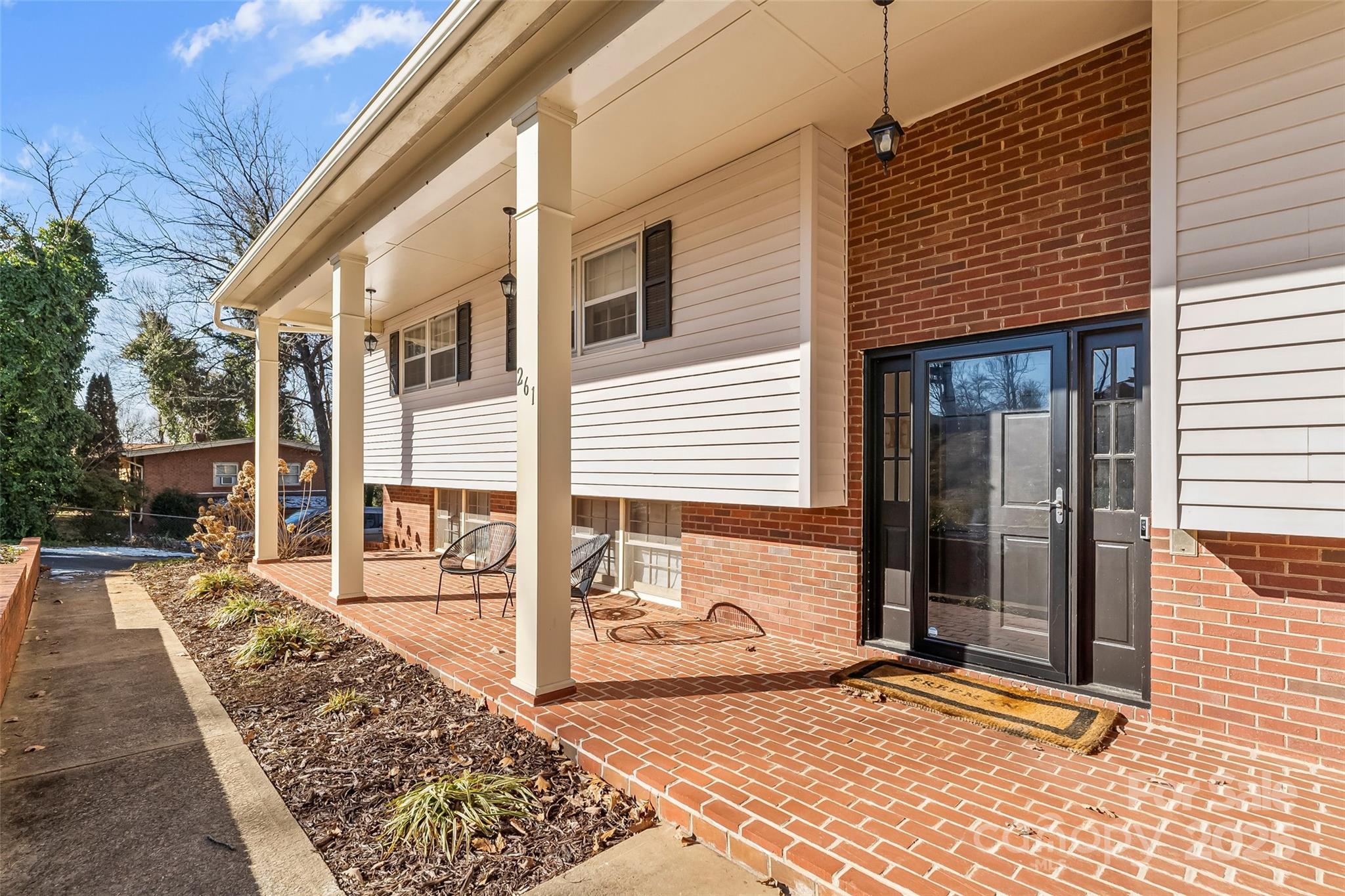 261 Skyline Road Hickory, NC 28601 - Photo 32 of 46 Gallery Image 32