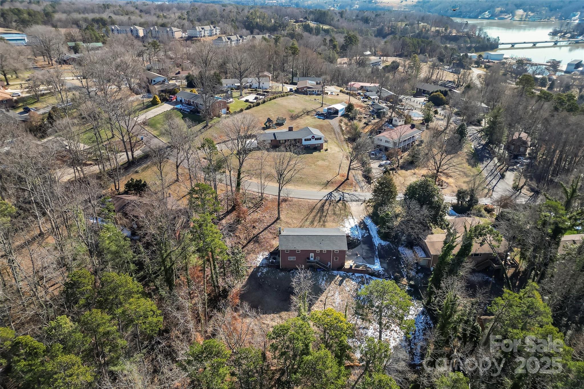 261 Skyline Road Hickory, NC 28601 - Photo 44 of 46 Gallery Image 44