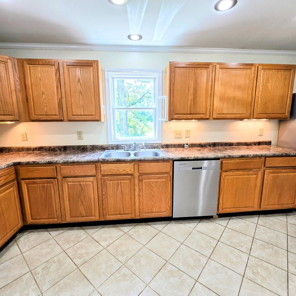 1266 Overton Road Victoria, VA 23974 - Photo 12 of 43 Gallery Image 12