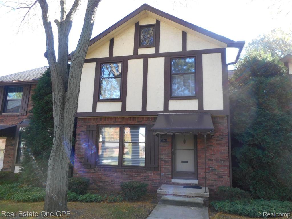 1712 Vernier Road Grosse Pointe Woods, MI 48236 - Photo 1 of 12
