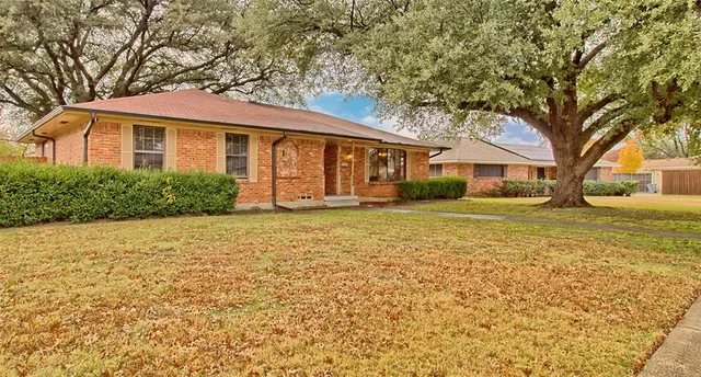 $2,500 | 6906 Kiva Lane, Dallas, TX 75227