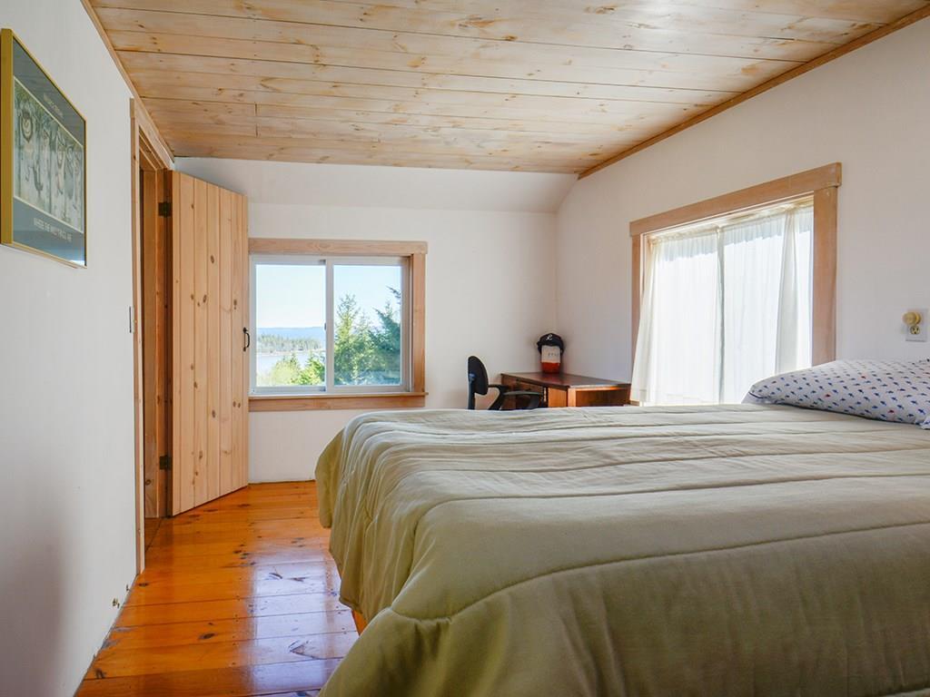 49 Atlantic Road Swans Island, ME 04685 - Photo 27 of 33 Second-floor bedroom.