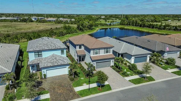 $725,000 | 6304 Winding Pine Drive, Nokomis, FL 34275