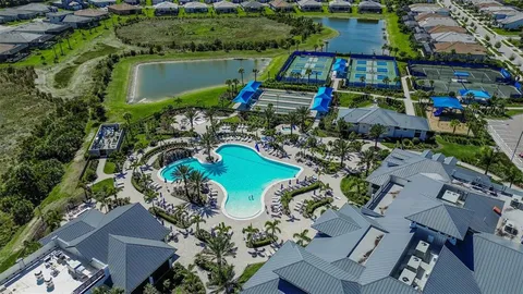 $725,000 | 6304 Winding Pine Drive, Nokomis, FL 34275