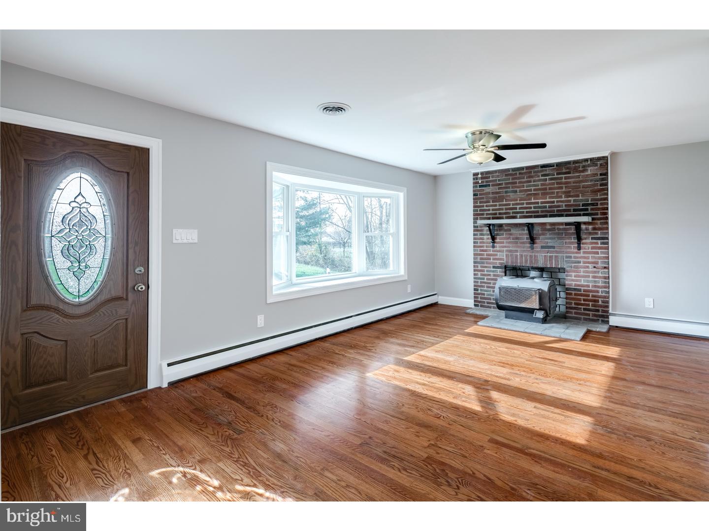 109 Springfield Meeting House Road Jobstown, NJ 08041 - Photo 2 of 23