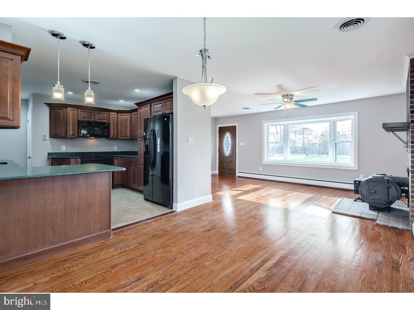 109 Springfield Meeting House Road Jobstown, NJ 08041 - Photo 5 of 23