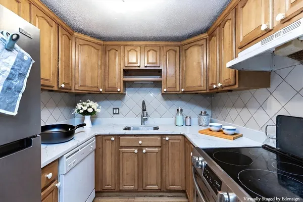 $319,000 | 124 Addison Street, Unit 11, Chelsea, MA 02150