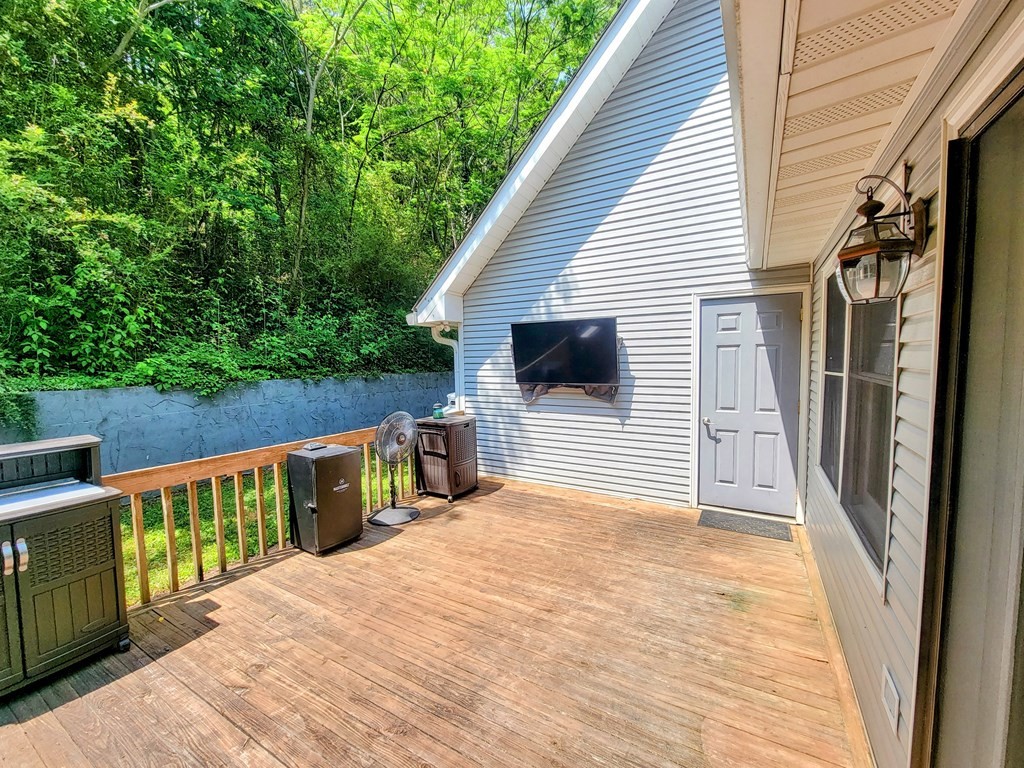 3814 Blue Springs Road Southeast Cleveland, TN 37311 - Photo 8 of 33 Gallery Image 8