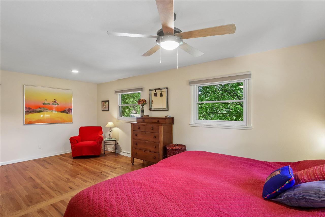 1429 Glendale Road Iowa City, IA 52245 - Photo 23 of 36 Gallery Image 23