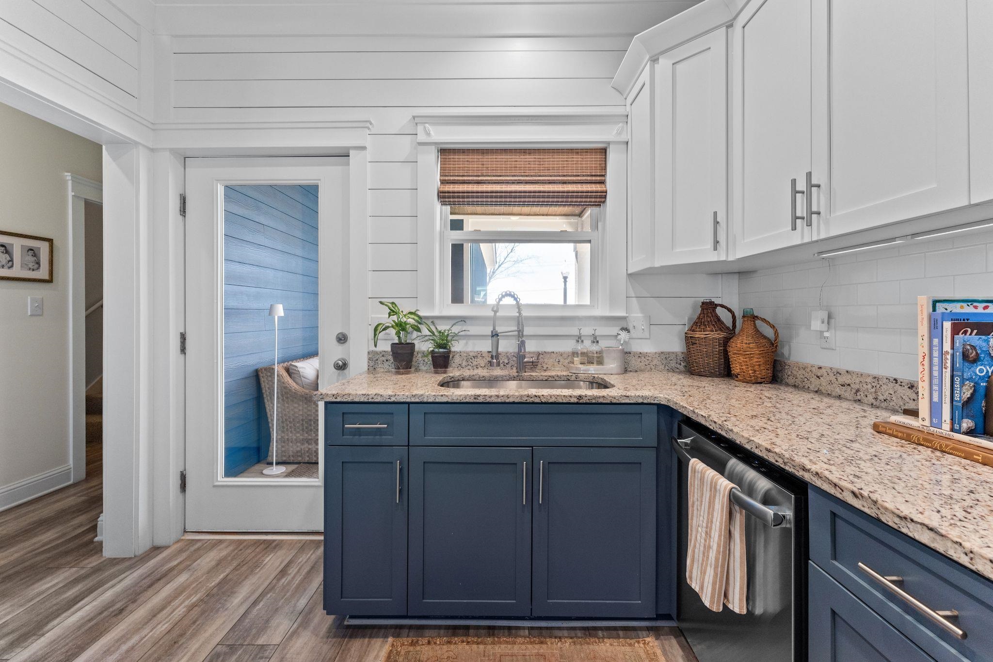 923 Periwinkle Lane Foley, AL 36535 - Photo 17 of 52 Kitchen