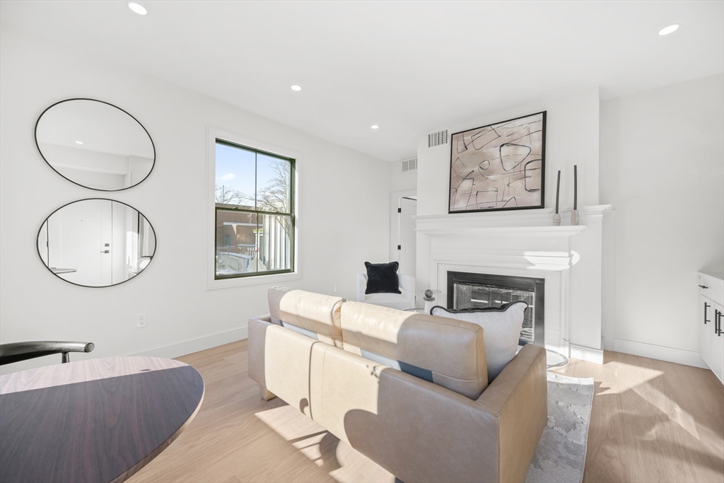 20 Whitney Road, Unit U:1 Quincy, MA 02169 - Photo 2 of 9