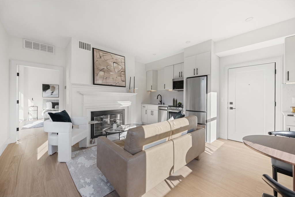 20 Whitney Road, Unit U:1 Quincy, MA 02169 - Photo 3 of 9