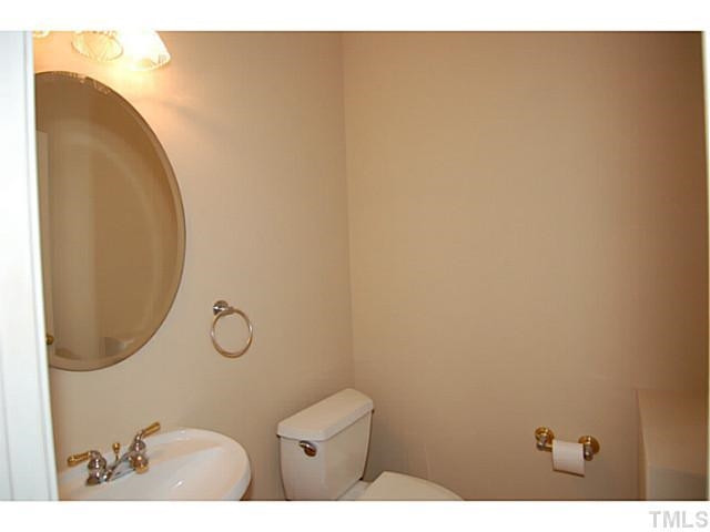3506 Proprietor Way Raleigh, NC 27612 - Photo 14 of 19 Bath