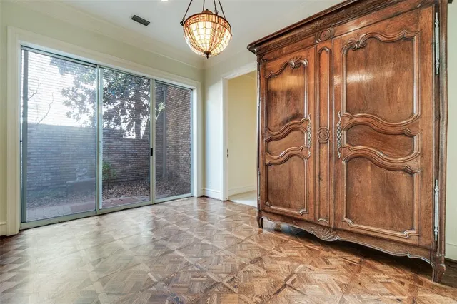 a view of an entryway