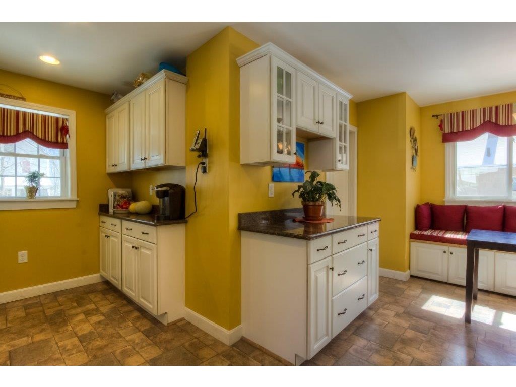 19 Spruce Street Concord, NH 03301 - Photo 8 of 15