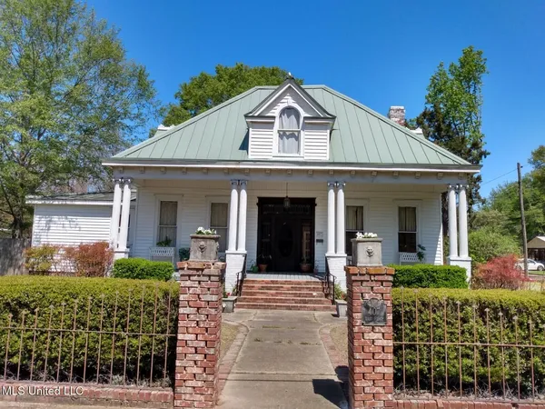 $213,750 | 407 East Percy Street, Indianola, MS 38751