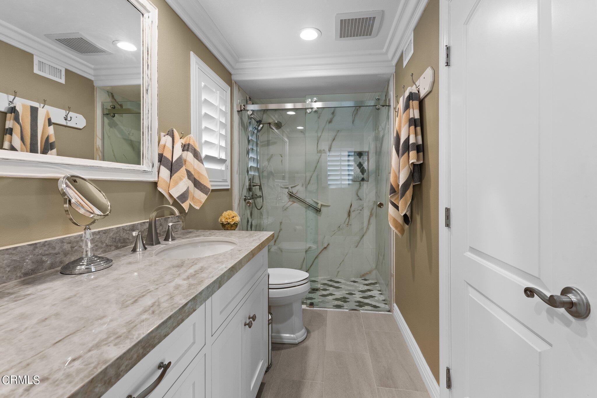 1104 Coe Street Camarillo, CA 93010 - Photo 13 of 29 Bath