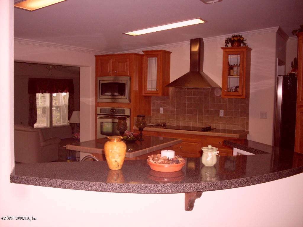 694 Dave Brown Road St. George, GA 31562 - Photo 13 of 19 Kitchen