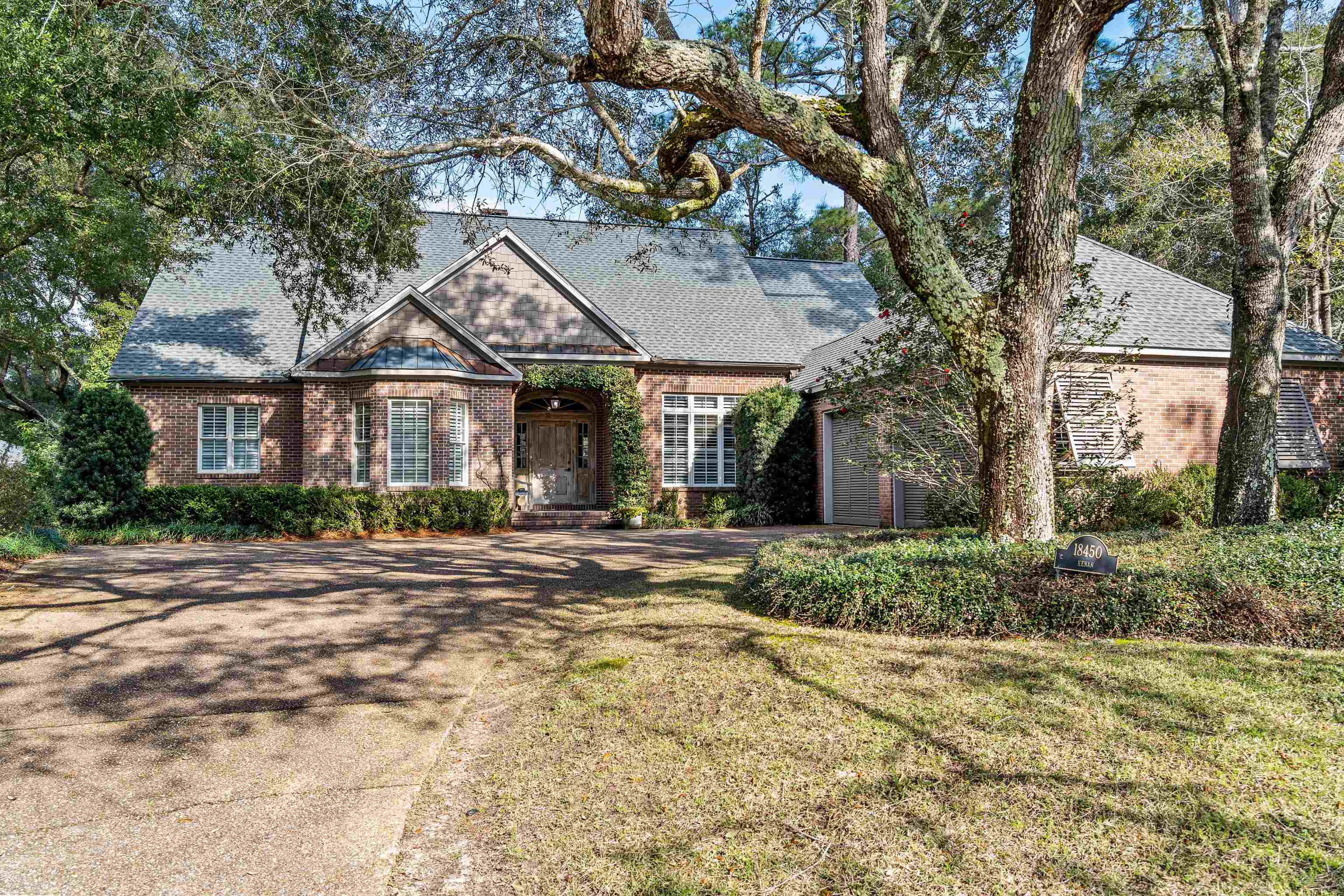 18450 Point Clear Court Fairhope, AL 36532 - Photo 2 of 44 Front Of Structure