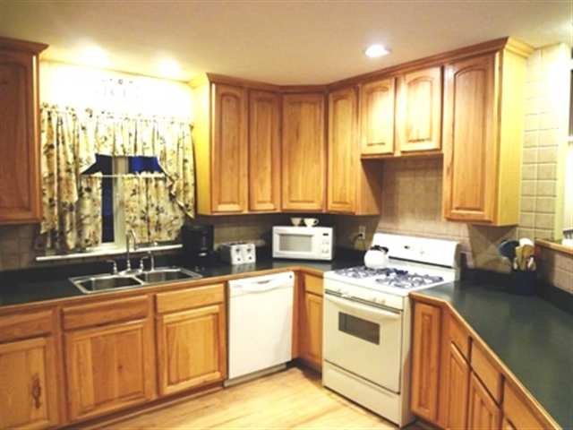 705 North Fisher Road Trivoli, IL 61569 - Photo 4 of 13