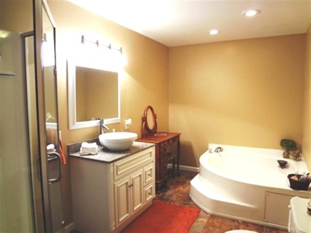 705 North Fisher Road Trivoli, IL 61569 - Photo 9 of 13